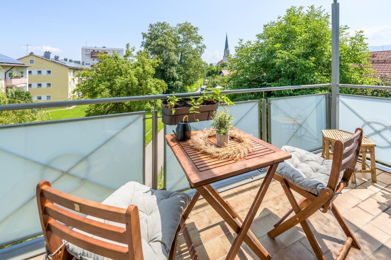 Eg Links-Wunderschoene 70M Grosse 2-Zimmer City Wohnung Naehe Salzburg 프라일라싱 외부 사진